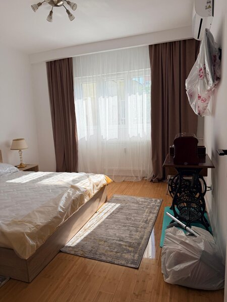 Chisinau- bloc 1983 decomandat renovat complet